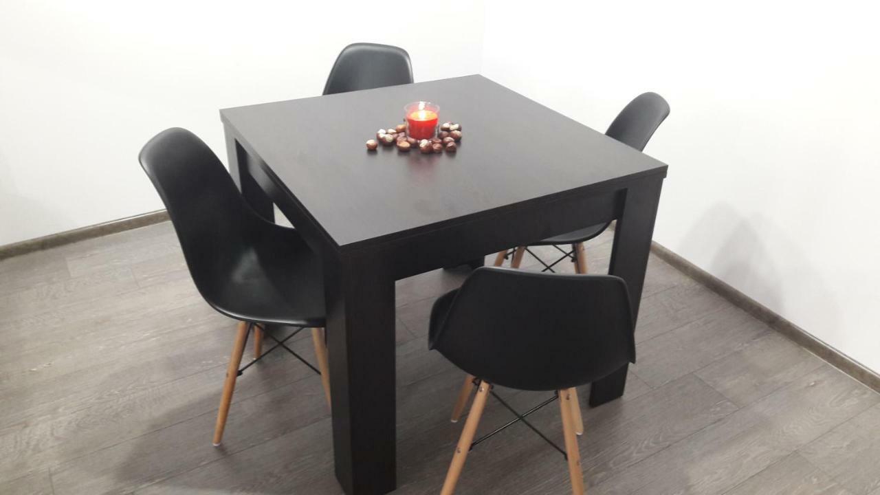Apartament Bartolomeo ทอรูน ภายนอก รูปภาพ