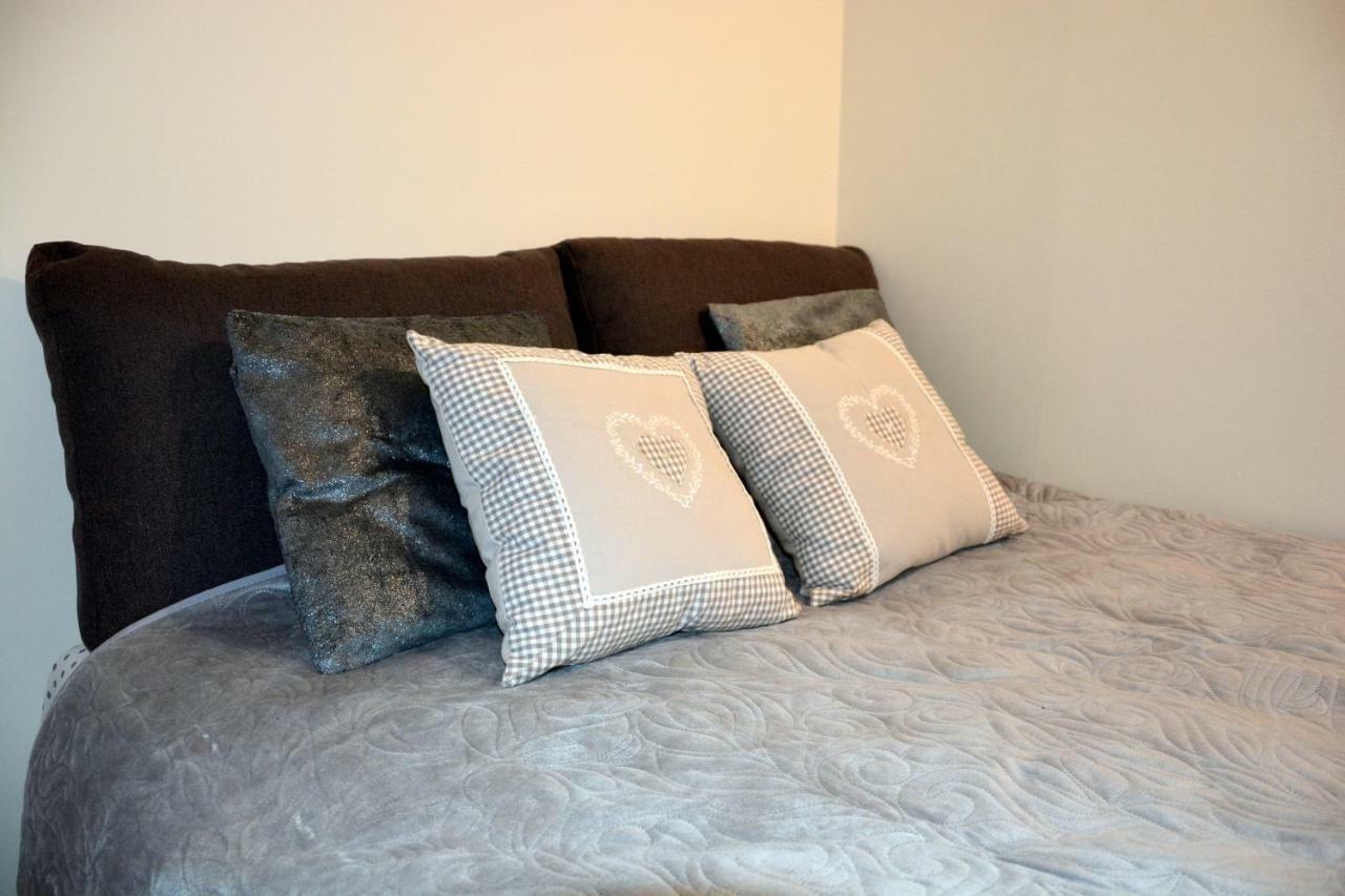 Apartament Bartolomeo ทอรูน ภายนอก รูปภาพ